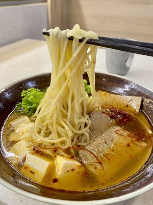 Sauté spicy soup ramen (almost tasteless 🥲) at Saute Sushi 素特•素司 in Central Singapore
