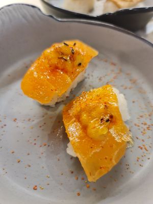 Zalmon  sushi ~ 7/10/21 at Saute Sushi 素特•素司 in Central Singapore