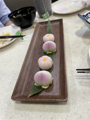 White Bean Mochi at Saute Sushi 素特•素司 in Central Singapore