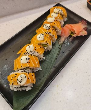 Zalmon avocado ~ 20/8/22 at Saute Sushi 素特•素司 in Central Singapore