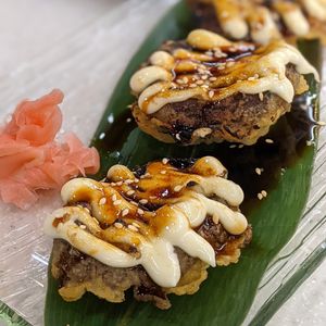 Caramelised Shiitake Tempura with Teriyaki at Saute Sushi 素特•素司 in Central Singapore
