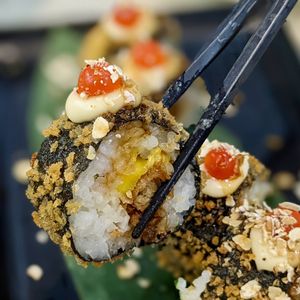 Cereal Abi Mango Special Roll at Saute Sushi 素特•素司 in Central Singapore