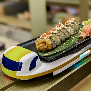 Cereal Abi Mango Special Roll at Saute Sushi 素特•素司 in Central Singapore