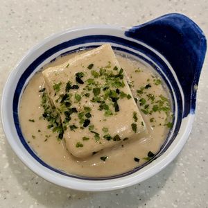 Chilled Tofu with Goma Sauce at Saute Sushi 素特•素司 in Central Singapore