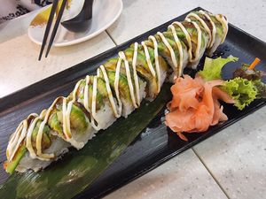 Avocado sushi roll at Saute Sushi 素特•素司 in Central Singapore