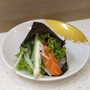 Vegan Zalmon Cucumber Temaki Handroll at Saute Sushi 素特•素司 in Central Singapore