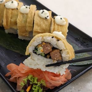 Vegan Inari Roll with Veg Luncheon Fries at Saute Sushi 素特•素司 in Central Singapore