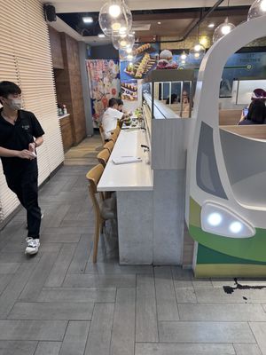 Seats   at Saute Sushi 素特•素司 in Central Singapore