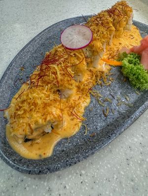 Volcano lava   at Saute Sushi 素特•素司 in Central Singapore