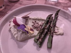Asperges at Le Very'table  in Lunel