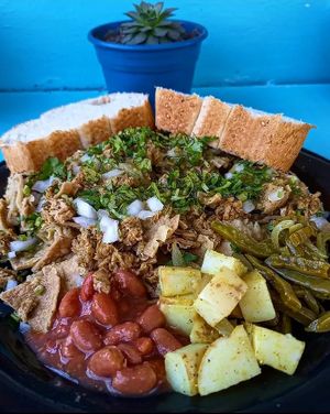 Chilaquiles + complementos 🌱 at Taco Grass in Mexico City