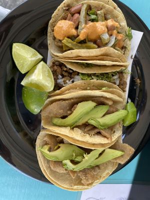 a delicious blessing to be so close to this great place! the peanut salsa is VERY yummy😋❣️/ una bendición deliciosa estar cerca  de este lugar tan rico! la salsa de  cacahu at Taco Grass in Mexico City