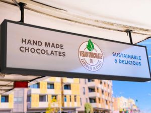 360 New Canterbury Rd, Dulwich Hill ,Sydney ,2203 at Vegan Chocolate Co - Online delivery in Dulwich Hill