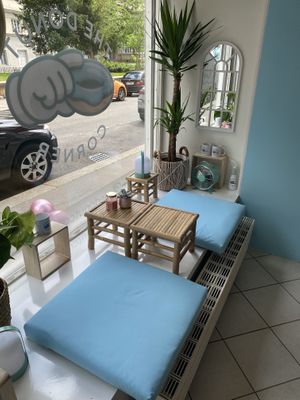 Sehr decent und süß eingerichtet  at The Donut Corner in Vienna