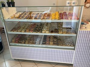 Auswahl ist der Wahnsinn  at The Donut Corner in Vienna