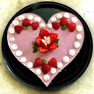 Gâteau de fête des mères  at Le Singe Heureux in Lunel