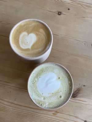 Matte latte and normal latte at Sunshine Cafe & Yoga in Penryn