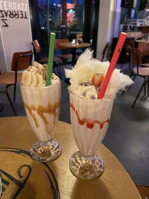 Supreme mylkshakes Banana Peanutbutter and Unicorn: both great, but the Unicorn one is sweeter.  at Foodbar de Zoetekauw in Enschede