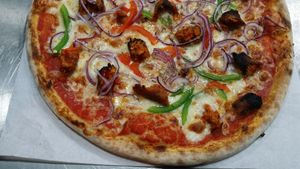 Vegan Chicken Pizza at 1947 Restaurant & Bar in East London