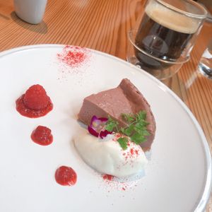 Berry Cheese Cake and Organic Coffee at AIN SOPH.Ginza in Tokyo