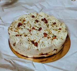 Torta tiramisù al pistacchio at Pasticceria Caffetteria Garzoni in Brescia