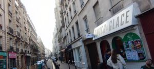 Ouside at Plan D - DWICH & Glace in Paris