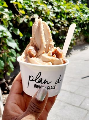 Sundae Paris-brest 4€50 ♡ at Plan D - DWICH & Glace in Paris