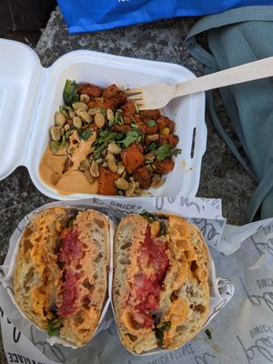 Le rouge at Plan D - DWICH & Glace in Paris