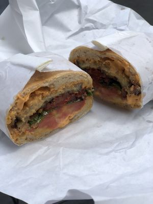 Dwich rouge  at Plan D - DWICH & Glace in Paris