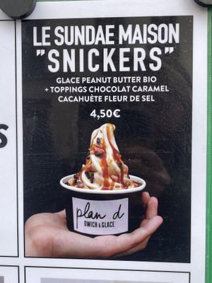 repaired ice machine  at Plan D - DWICH & Glace in Paris