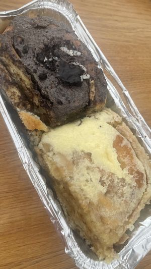 Cinnamon buns, reg and oreo  at Munchie Mummy's in Bolton