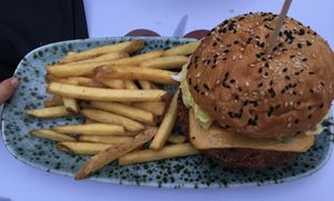 Burger at Salt & Pepper in Medulin