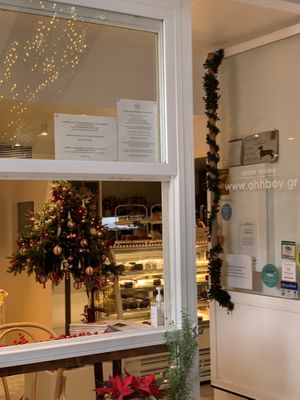 Cosy ambiance  at Ohh Boy in Athens