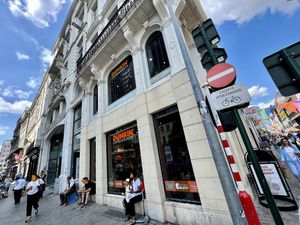 store front  at Dunkin' - Nieuwstraat in Brussels