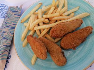 Vegan chicken tenders at Nissi Beach Cafe in Kos