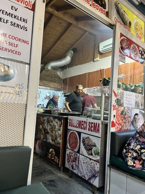 Kitchen   at Gozlemeci Sema in Fethiye