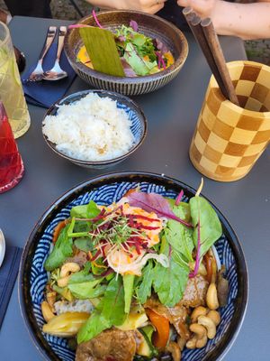 Curry und vegane Bowl mir Soja Streifen top ;) at Sen Lüneburg in Lueneburg