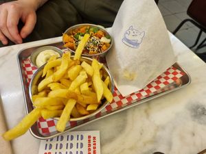  at Kitsune Burgers in Brussels