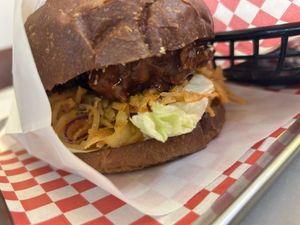 Korean Fried (14€)  at Kitsune Burgers in Brussels