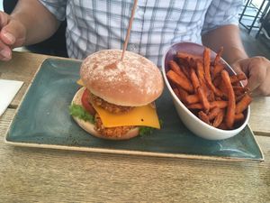 Veganes Burger Menu   at Hans im Glück in Kiel
