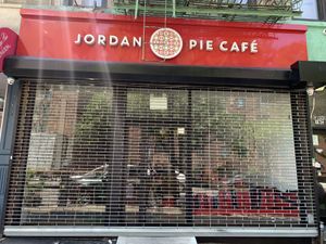 Looks closed 😢  at Jordan Pie Cafe in New York City