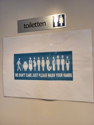 👌🏽😍 at De Taanketel in Marken