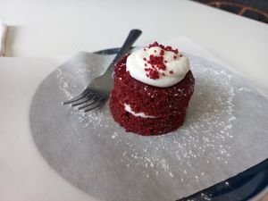 Red velvet cupcake at Vunch in Bromley