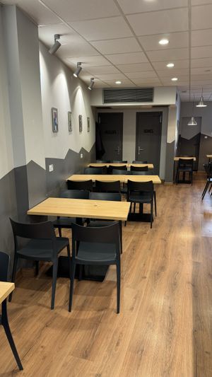 Adentro  at A Flama in Zaragoza