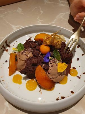 Sacher scomposta at Linfa in Milan