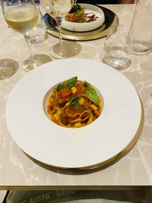 Spaghetto with 4 shades of tomato at Linfa in Milan