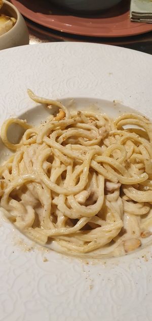 Cashew & pepe pasta at Linfa in Milan