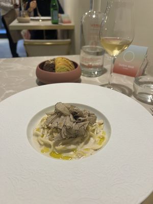 Truffle and cashew spaghetti  at Linfa in Milan
