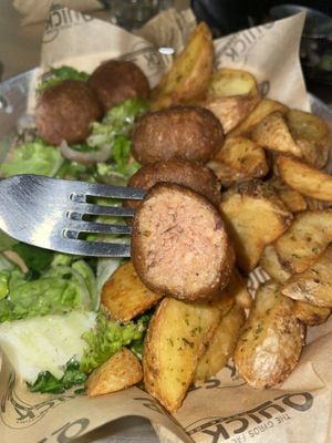 Nummy  at Quick Stop in Igoumenitsa