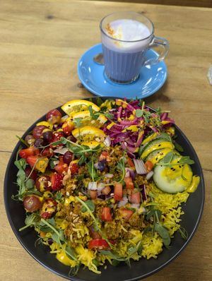 Sweet potato & caramel latte and vegan keema curry poke bowl at The Chakra Lounge in Sheffield